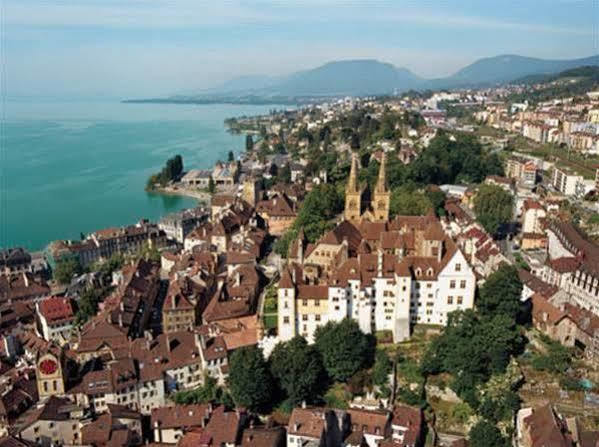 Les Vieux Toits 3*